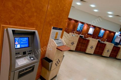 Agence bancaire de la BIAT - Banque Internationale Arabe de Tunisie - Avenue Mohamed V à Tunis