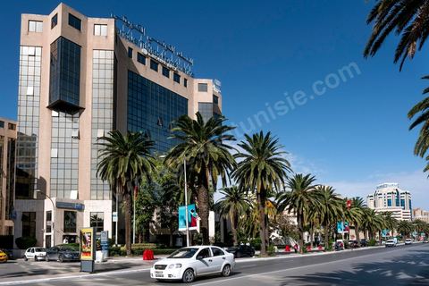 Avenue Mohamed V au centre de Tunis