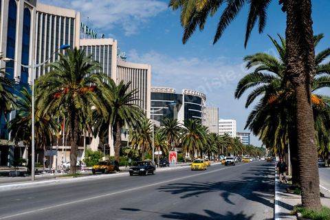Avenue Mohamed V au centre de Tunis