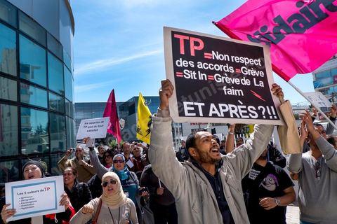 26 mars, gréve au siège de Téléporformances avec le soutien du syndicat français sud solidaires présents à Tunis pour le Forum Socila Mondial