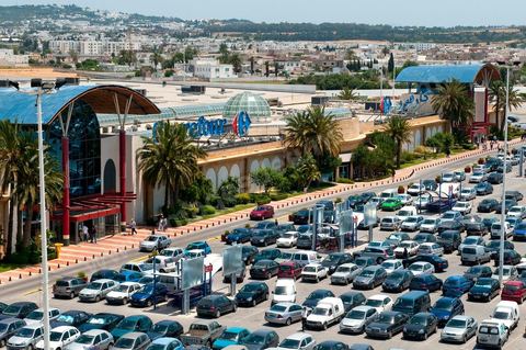 Centre commercial Carrefour à La Marsa