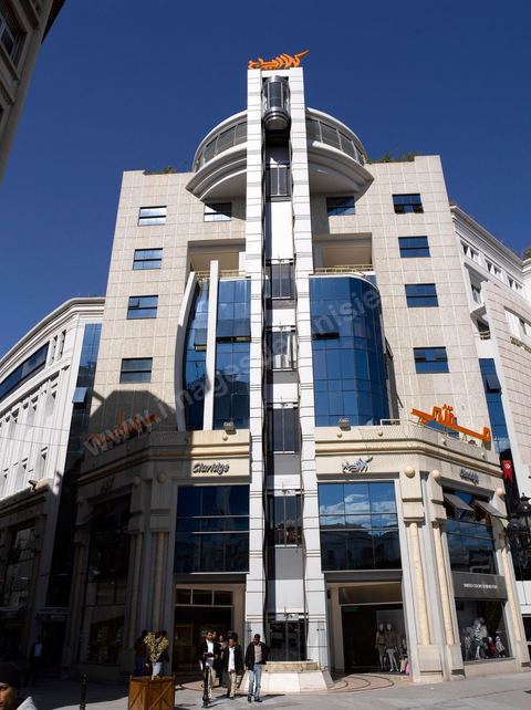 Centre commercial Le Claridge sur l'avennue Habib Bourguiba au coeur de Tunis