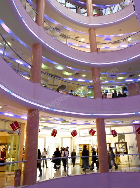 Centre commercial Le Claridge sur l'avennue Habib Bourguiba au coeur de Tunis