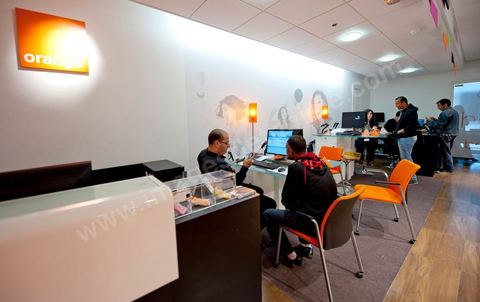 Boutique Orange Tunisie opérateur privé téléphonie mobile, fixe, internet 3G.