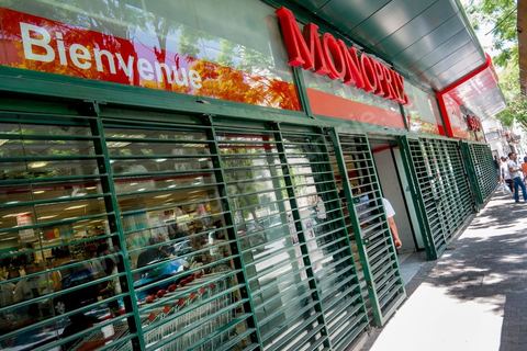 Magasin Monoprix quartier Lafayette centre ville deTunis