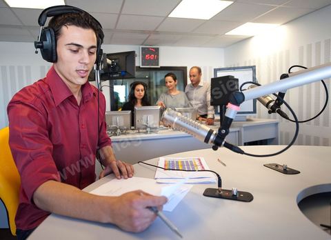 Studio de la nouvelle radio tunisienne privée Shem's aux berges du Lac de Tunis