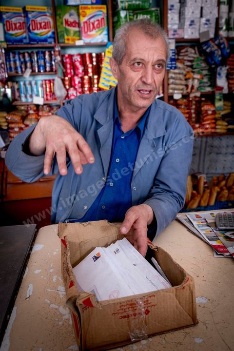 Epicerie / Hanout de Mohamed Ben Moussa sur la grande place du marché de Erriadh