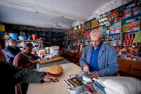 Epicerie / Hanout de Mohamed Ben Moussa sur la grande place du marché de Erriadh