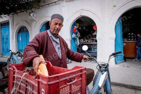 Epicerie / Hanout de Mohamed Ben Moussa sur la grande place du marché de Erriadh
