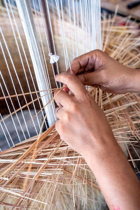 Dans l'atelier de l'artiste gabésien Mohamed Amine Hamouda
