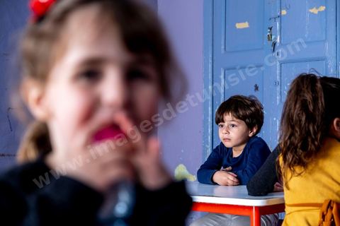 À Hara Kbira, quartier juif à Houmt Souk, jardin d'enfants pour les juifs de la Fondation Toura ve Hanoukh ( torah et éducation). 