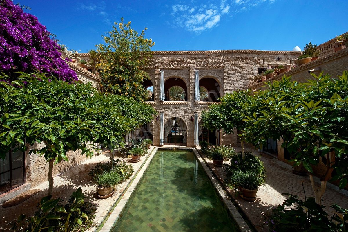 patio bassin du Dar El Hadir de Antoine dans la medina de Tozeur