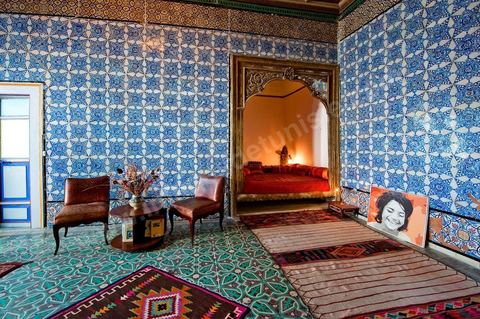 La Chambre Bleue B&B Bed and Breakfast dans la Maison de Marouane et Sondos Ben Milled dans la medina de Tunis