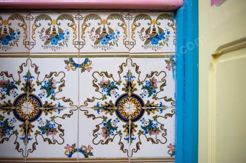Patio couvert menant à al Chambre Bleue de la Maison de Marouane et Sondos Ben Milled dans la medina de Tunis
