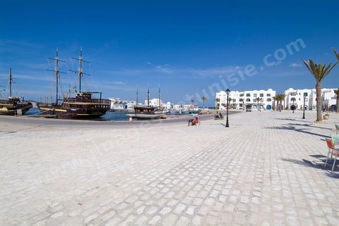 MArina et portd e pêche de Houmt Souk