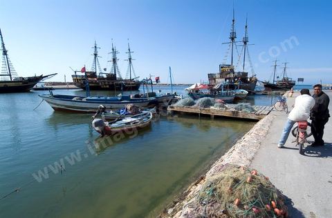 MArina et portd e pêche de Houmt Souk