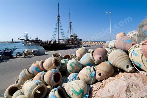 MArina et portd e pêche de Houmt Souk