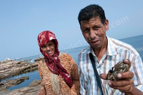 Fatma, femme pêcheuse sur l'île de chergui à Kerkennah