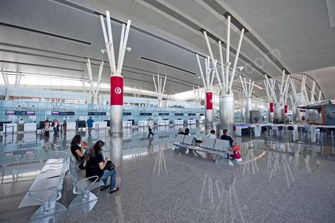 Hall d'enregistrement et départ. Aéroport international d'Enfidha Zine El Abidine Ben Ali