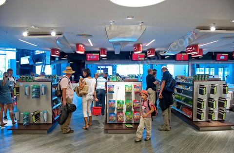 Zone d'embarquement et de Duty Free. Aéroport international d'Enfidha Zine El Abidine Ben Ali
