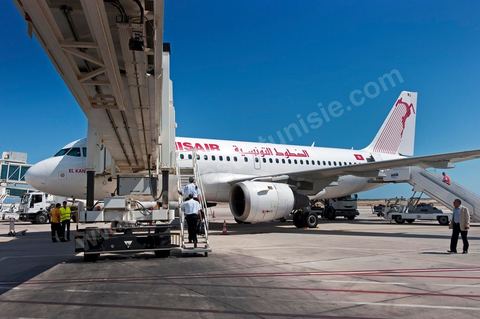 Avion de Tunisair sur le tarmac de l'Aéroport international d'Enfidha Zine El Abidine Ben Ali