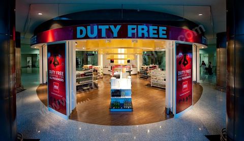 Boutique Duty Free à l'arrivée de l'Aéroport international d'Enfidha Zine El Abidine Ben Ali