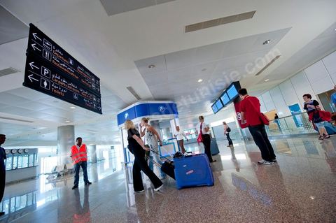 Hall d'arrivée des voyageurs à l'Aéroport international d'Enfidha Zine El Abidine Ben Ali