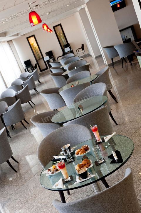 Salon AVS à l'aéroport de Tunis Carthage. VIP Services pour les voyageurs haut de gamme