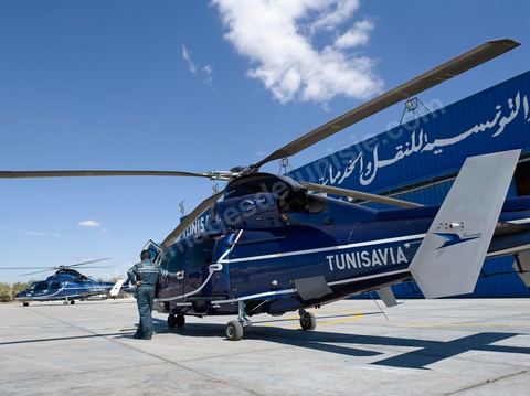 Hélicoptère sur l'aéroport de Sfax - Compagnie aérienne privée Tunisavia, location Hélicoptère et Jet privé en Tunisie
