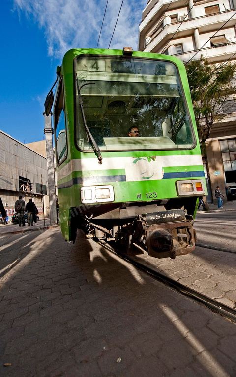 Métro léger dans les rues de Tunis - tramway à Tunis, Le métro léger est géré par la Société des transports de Tunis, Transtu
