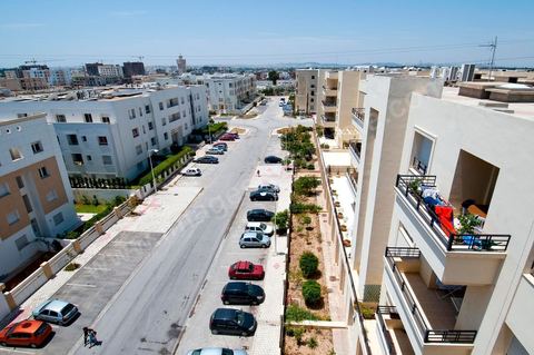 Complexe residentiel près de Carrefour dans la banlieue nord de Tunis
