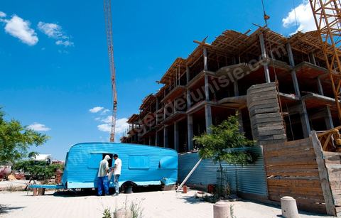Immeuble résidentiel dans la nouvelle zone d'extension des Begres du Lac à Tunis