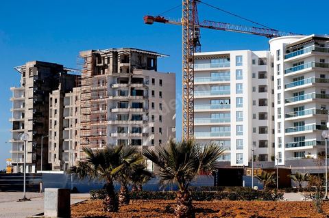 Constructions immobilières immeubles d'habitations et de bureaux aux berges du Lac Nord II - BTP - urbanisme et immobilier