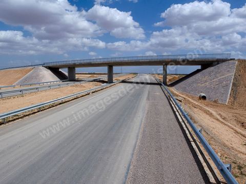 Nouvelle autoroute en fin de chantier de Msaken a Sfax