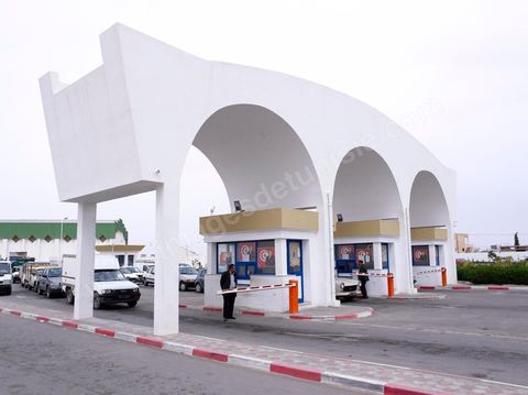 Centre de visite technique automobile de l'Agence Technique des Transports Terrestres ( ATTT ) de Sakiet Ezzit à Sfax