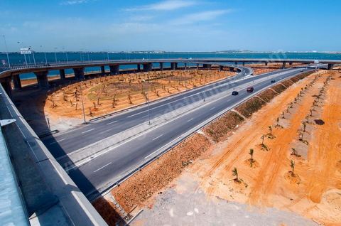Aménagement autoroutier autour du pont de Radès sur la voie Tunis la Goulette