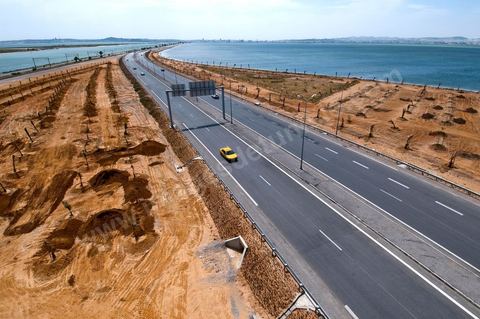Aménagement autoroutier autour du pont de Radès sur la voie Tunis la Goulette