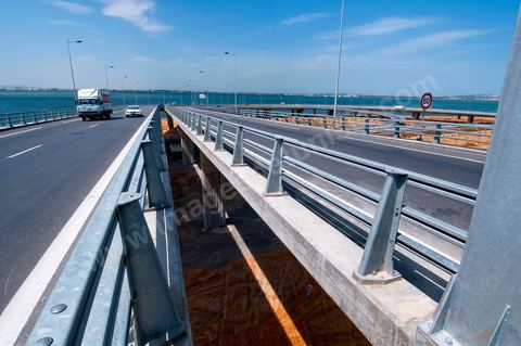 Aménagement autoroutier autour du pont de Radès sur la voie Tunis la Goulette