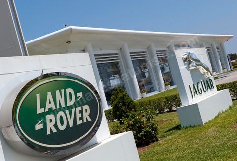 Show Room Jaguar et Land Rover aux quartiers des Affaires des Berges du Lac de Tunis