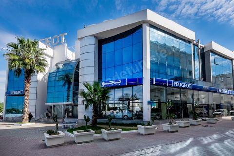 Show room de Stafim Peugeot aux Berges du Lac de Tunis