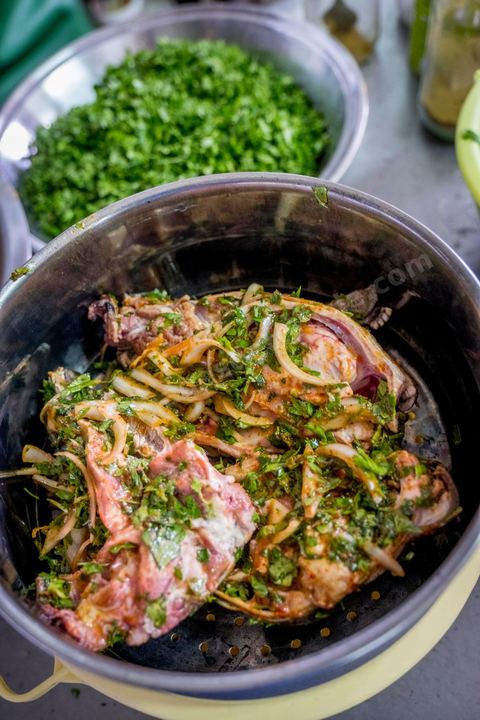 préparation couscous tête d'agneau - Restaurant Sofra - Houmt Souk