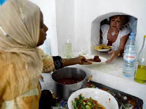 Les cuisines de la synagogue de la Ghriba durant le pelerinage juif annuel au village de Erriadh ou Hara Sghira sur l'ile de djerba
