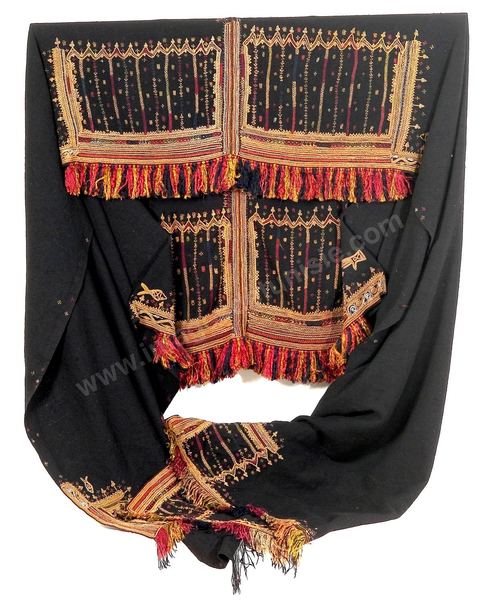 Costumes traditionnels tunisiens - Collection Lalla Hadria Museum - Djerba Explore