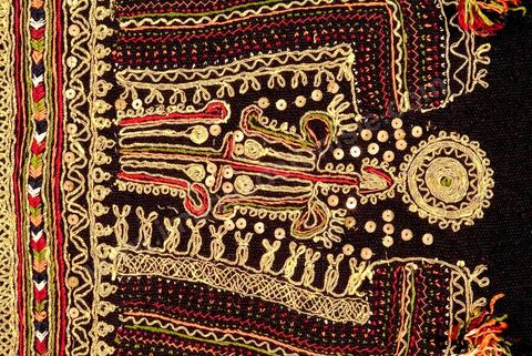 Costumes traditionnels tunisiens - Collection Lalla Hadria Museum - Djerba Explore