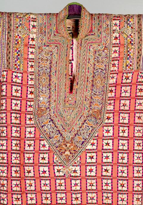 Costumes traditionnels tunisiens - Collection Lalla Hadria Museum - Djerba Explore