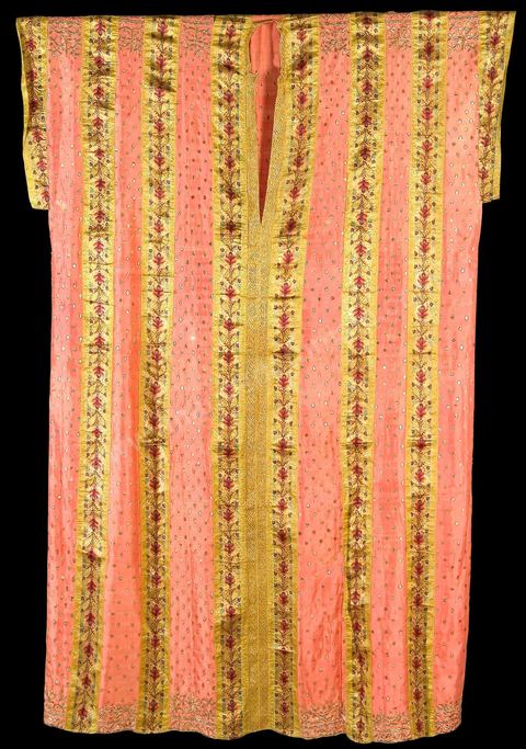 Costumes traditionnels tunisiens - Collection Lalla Hadria Museum - Djerba Explore