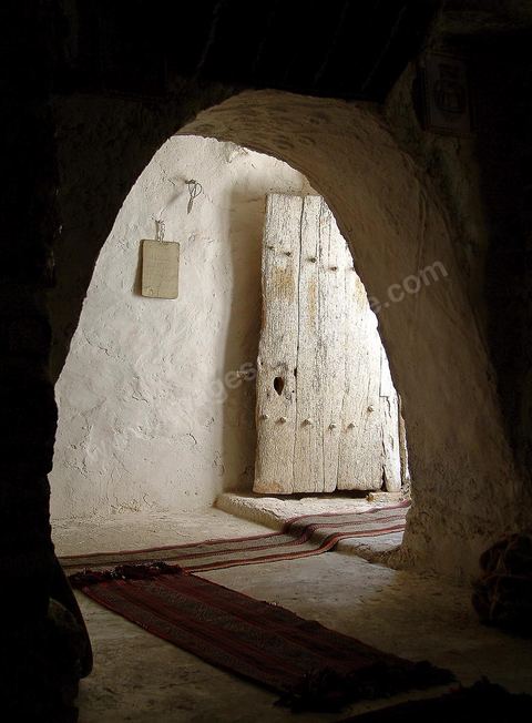 Intérieur d'une maison traditionnelle dans le village de Douiret