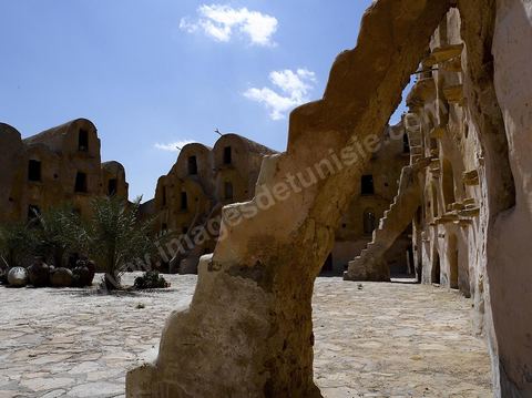 Ksar Ouled Soltane dans la région du Dahar