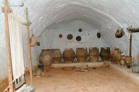 Cuisine dans maison troglodyte de Matmata