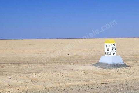 Chott el Djerid, mer de sel dans le sud tunisien